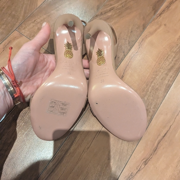 Various size 6 shoes - Picture 9 of 11